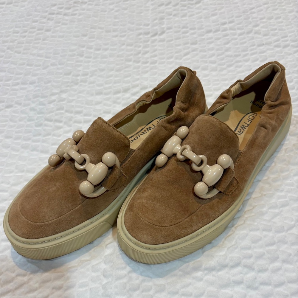 SOFTWAVES Suede Loafers Sz 40 (9-9.5) Women’s GUC Crazy Comfort & Gorgeous! 🤎🌟